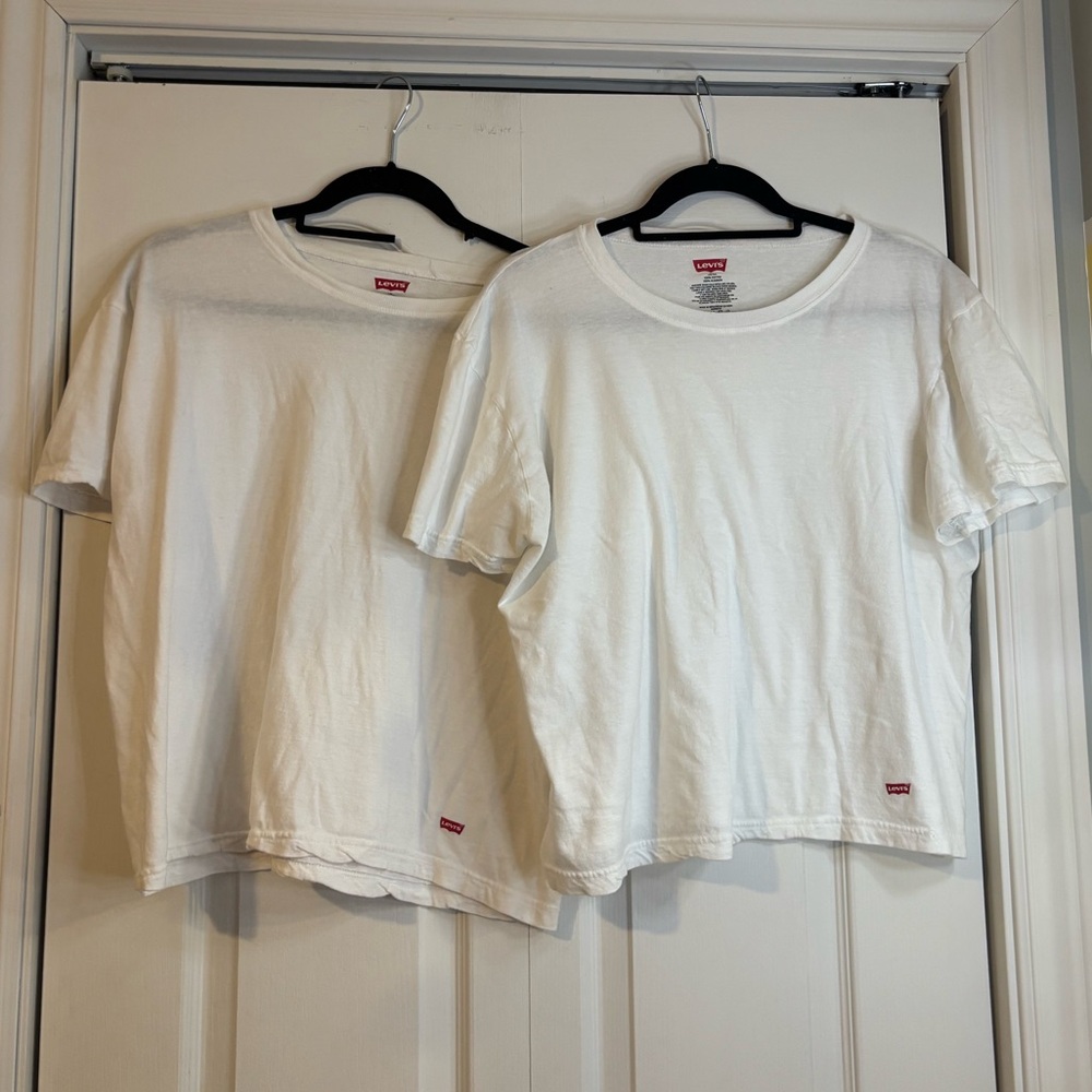 Levi's Classic White Tees